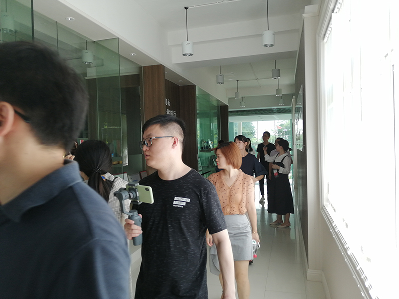 海創集成墻面.jpg