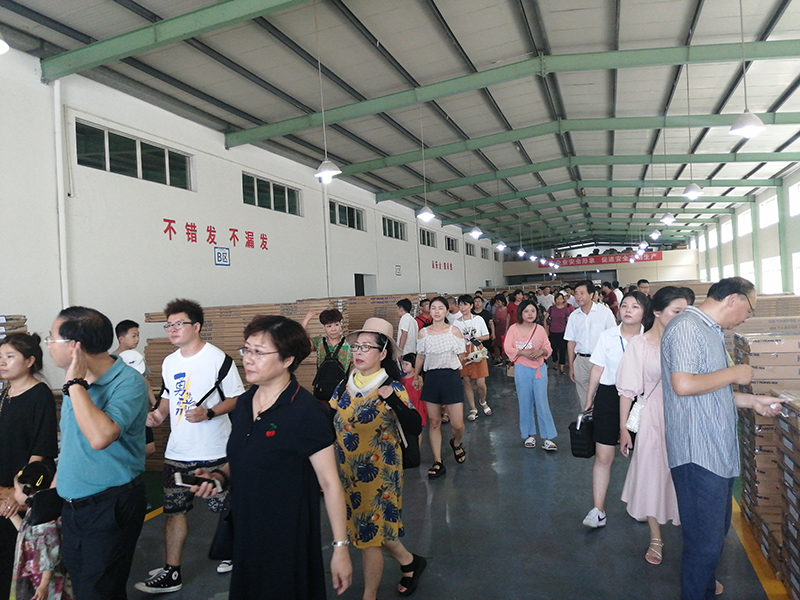 海創集成墻面.jpg